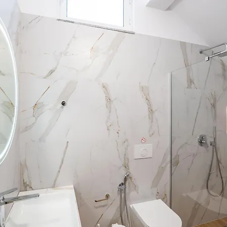 Apartamento As Premium Duplex - D3 Sarandë